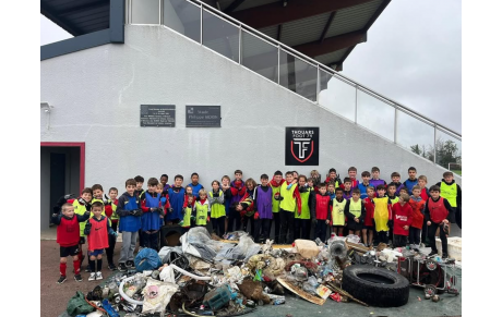 Direction la ville de Thouars et le ramassage des déchets pour nos jeunes du Thouars Foot ♻️
